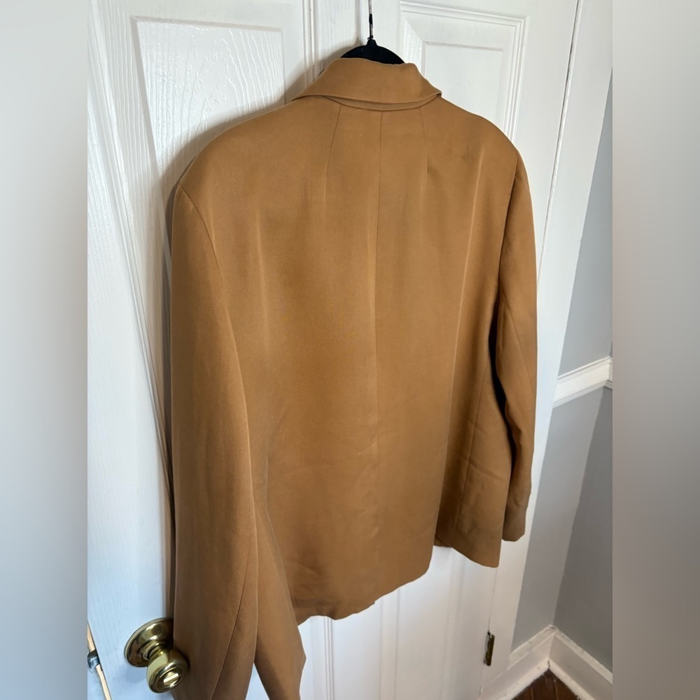 J.Crew Factory Drapey Twill Double-Breasted Blazer – Size 16 | Tan - Picture 10 of 12